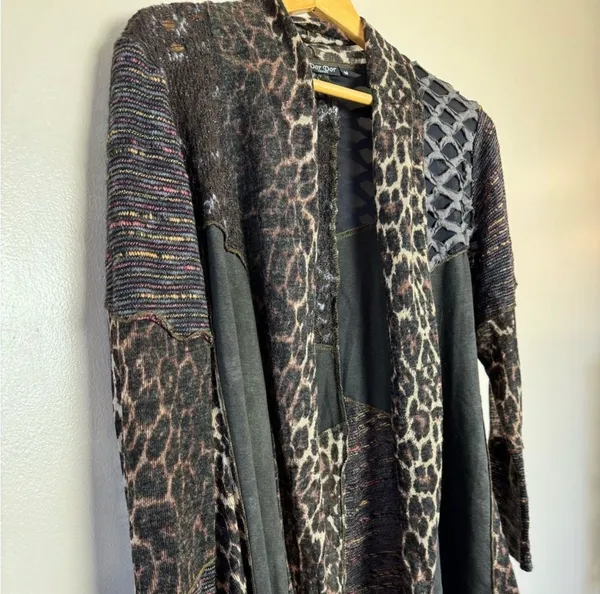 CLEARANCE! Brown Dor Dor Couture Multi Pattern Open Sweater Size M EUC Size M - Image 3