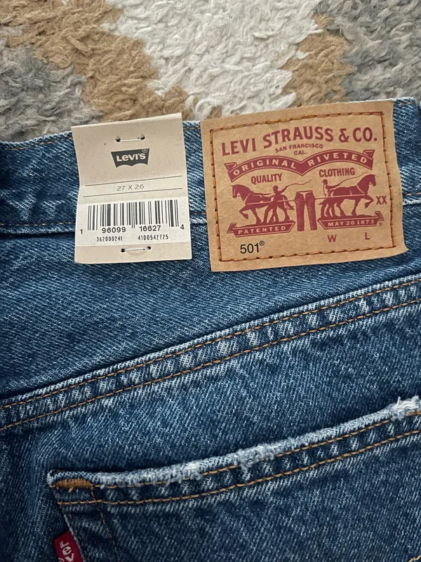 Levi’s Jeans Women’s - Image 6