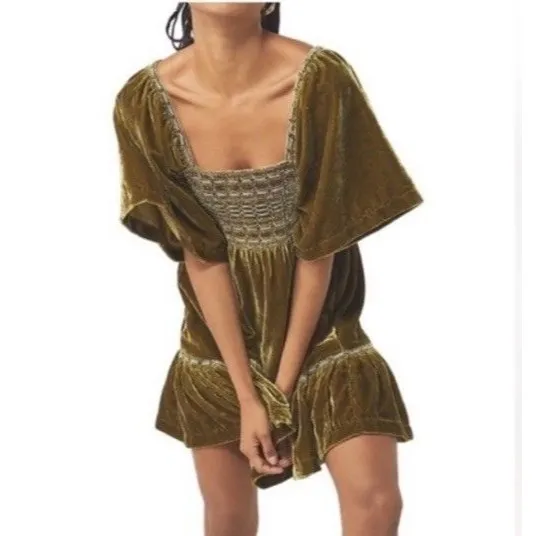 Free People Easy To Love Velvet Smocked Ruffle Mini Dress Size S Olive Green NEW - Image 2