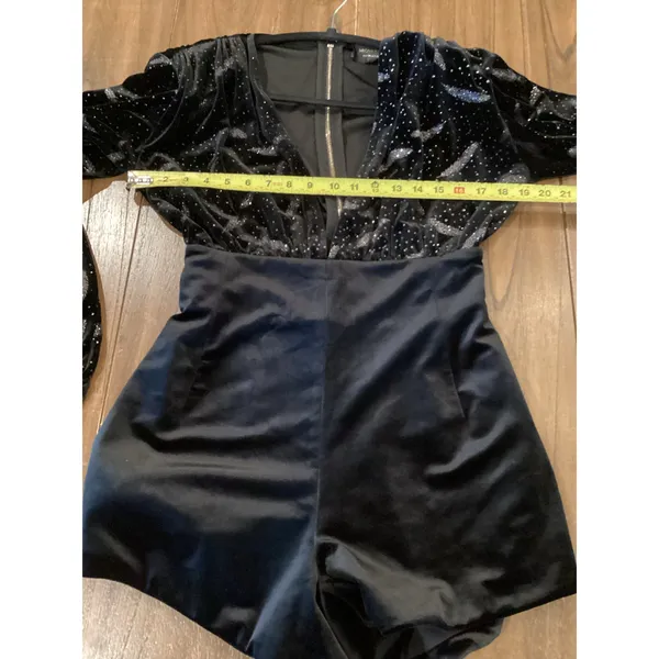 Bronx And Bronco black Maria Velvet V neck Romper Size Small - Image 7