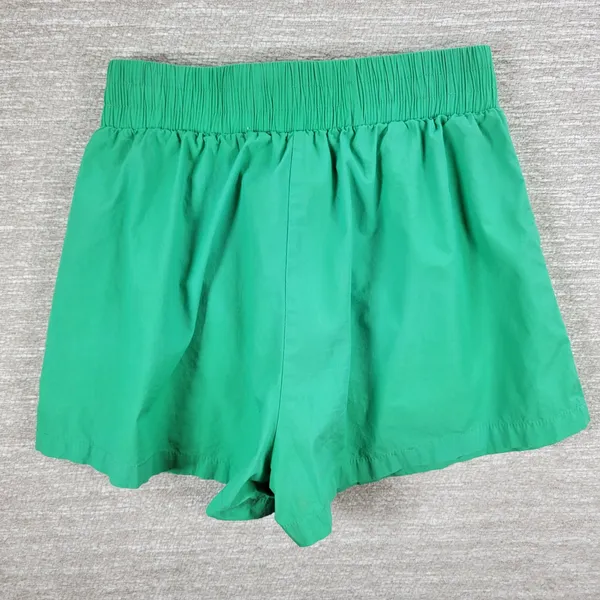 White Fox Short 2 Piece Set Womens S/M Green Button Up Oversized Top Pull On - Image 8