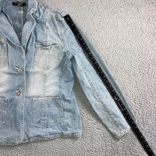 Vtg Focus 2000 Denim Blazer‎ Women M Light Wash 2 Button 4 Pocket Utility Jacket - Image 13