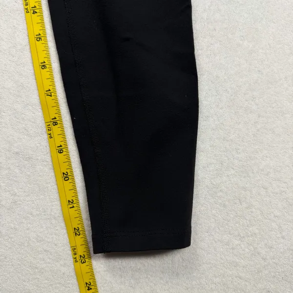 Beyond Yoga High Waist Cropped Capri Leggings Women’s M Black - Image 8