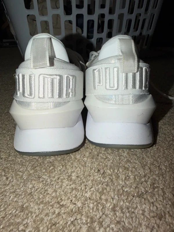 White Puma Sneakers Women’s 8 - Image 2