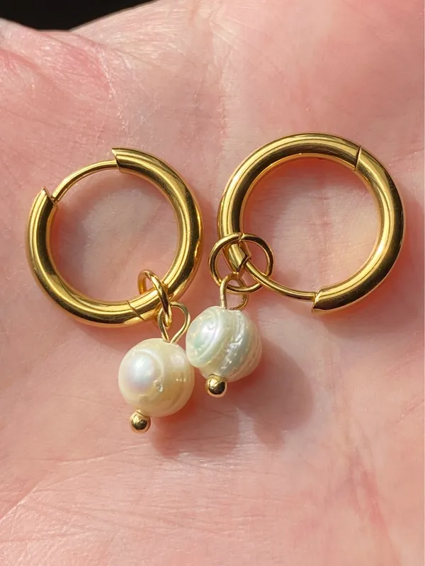 Handmade dainty freshwater pearls hoop earrings💖 - Image 7