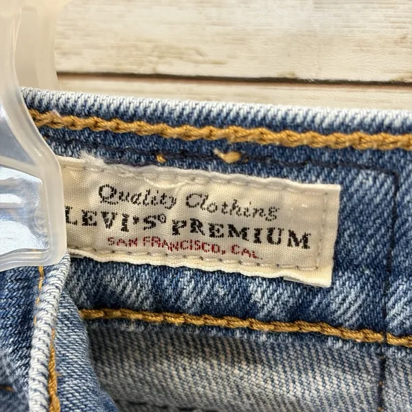 Levi's Premium Womens 24 Jeans Wedgie Straight‎ Button Fly Light Wash Distressed - Image 14