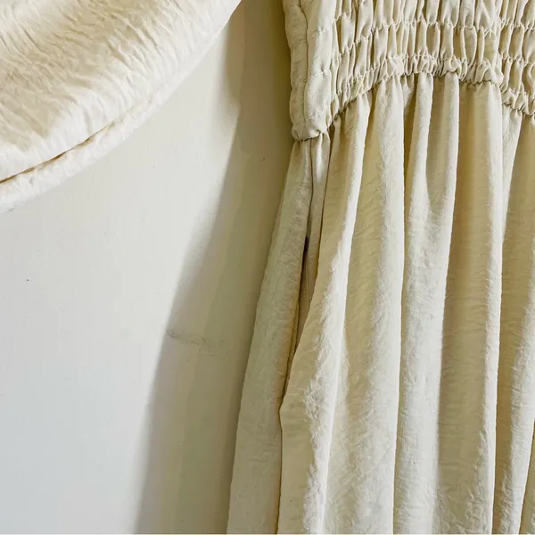 Beeson River Elegant Cream Smocked Dress - Image 7
