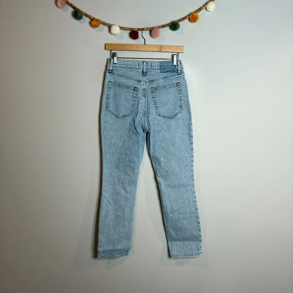 Abercrombie & Fitch 90's Slim Straight Ultra High Rise jeans - Image 4