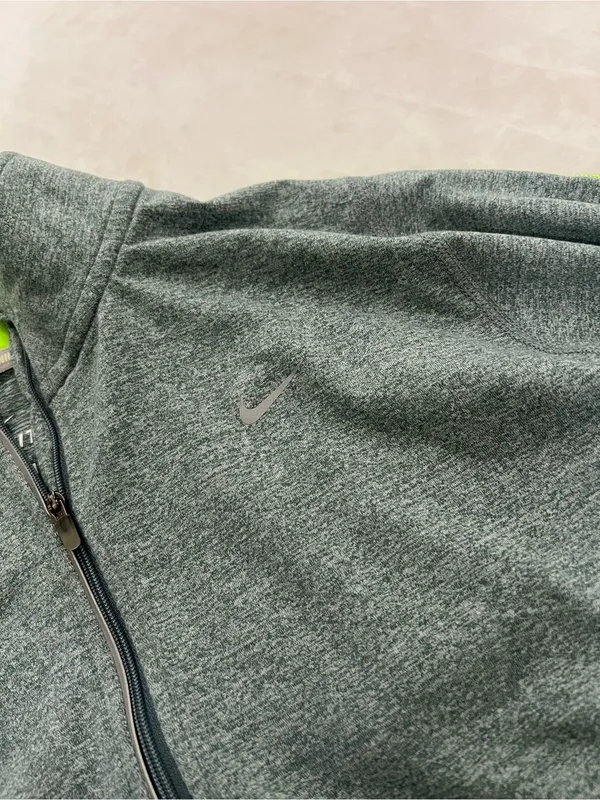 Nike Gray Half Zip Running Top Size Medium - Image 3