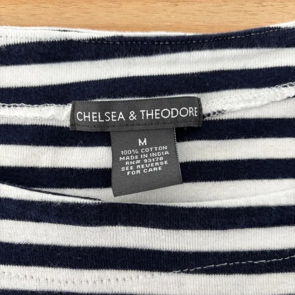Chelsea & Theodore Striped Boat Neck Top M Navy White Nautical Parisian Chic - Image 4