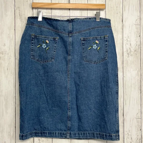 Bugle Boy Floral Embroidered Blue Denim Pockets Cottage Summer Vintage Skirt 16 - Image 2