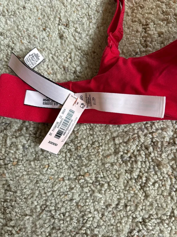 Victoria's Secret Bra - Image 2