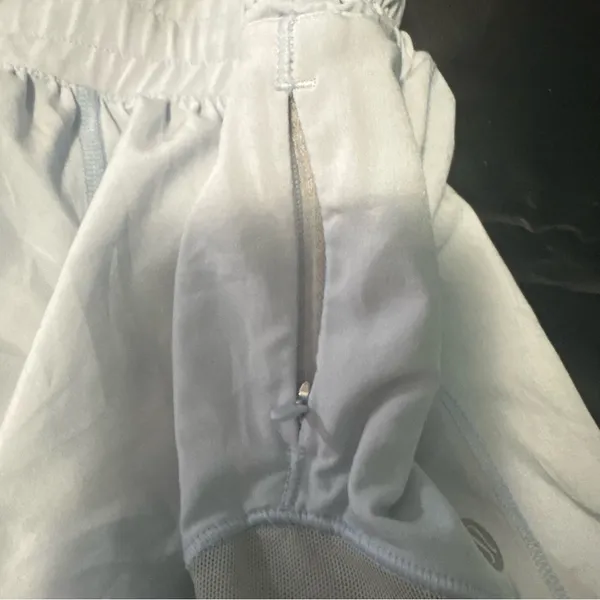 Lululemon Light Blue Athletic Shorts with Interior Size Button Sz 4 regular - Image 5