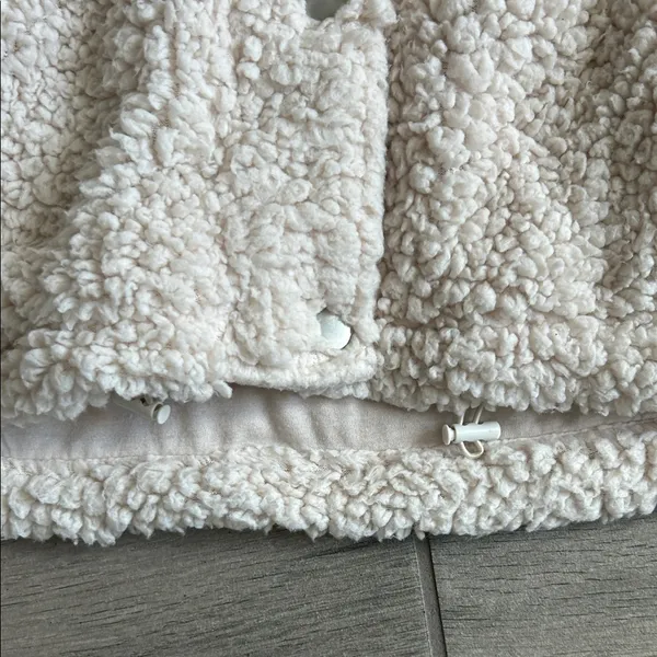 Thread & Supply Cream Sherpa Jacket Size M - Image 4