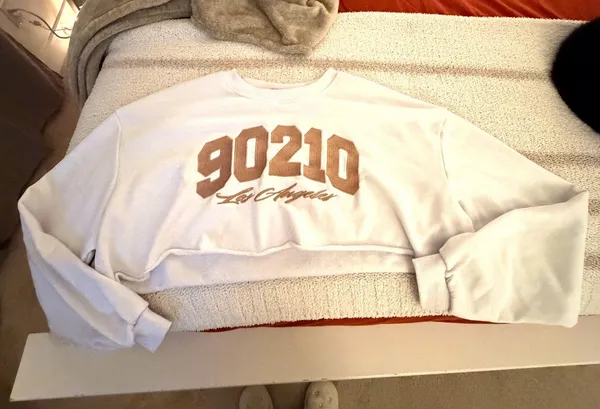Edikted 90210 Cropped White Hoodie - Image 2
