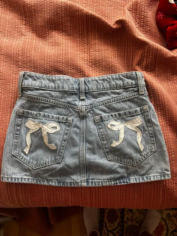 Hollister Mini Skirt - Image 2