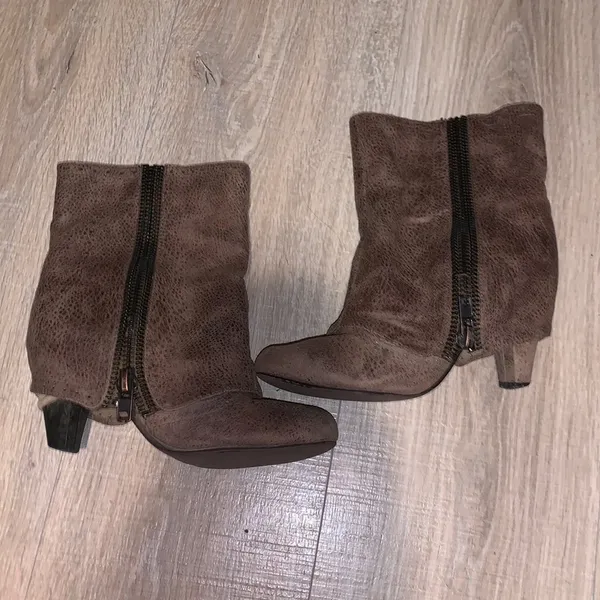 Not Rated brown zip up summer heeled mid calf boots - Image 2