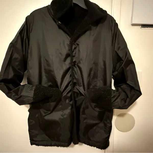 Cozy Black Teddy Jacket Reversible for Women. - Image 9