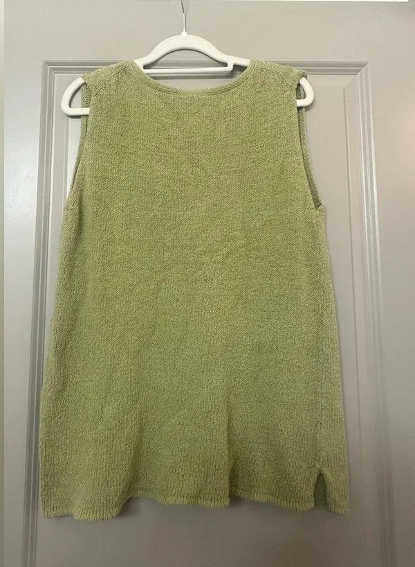Eileen Fisher Size Large Green Knit V Neck Tank Top - Image 2