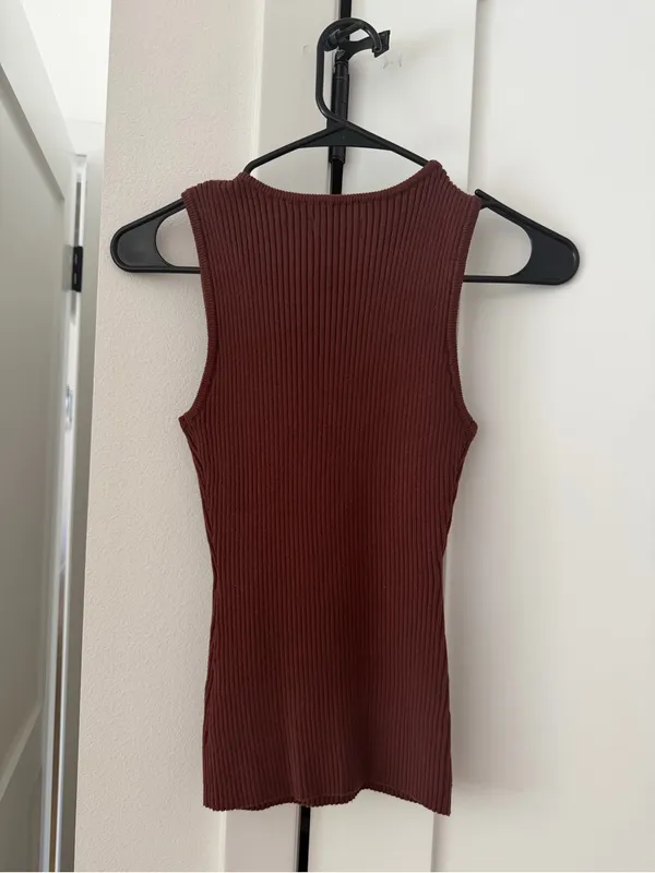 Sleeveless Ribbed Tank Top in Deep Brown by Zesica - Image 3