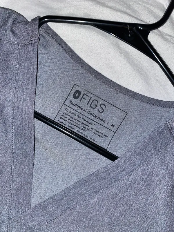 FIGS Scrubs Set - Image 2