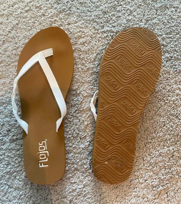 Flojos Flip Flops Tan Size 7 - Image 3