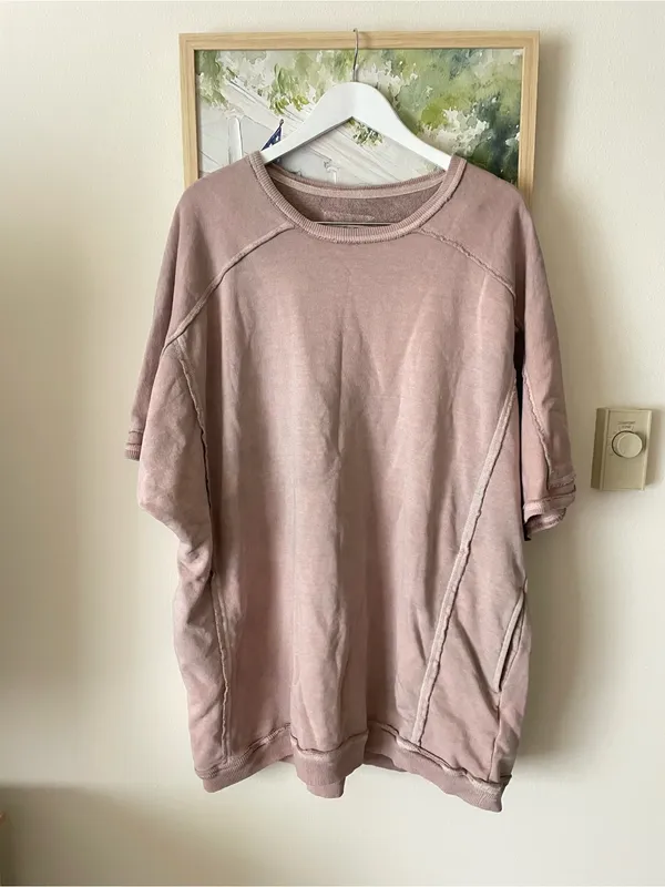 Free People We The Free Mari Muscle Sweatshirt Dress Size Medium in Dusty Plum - Image 3