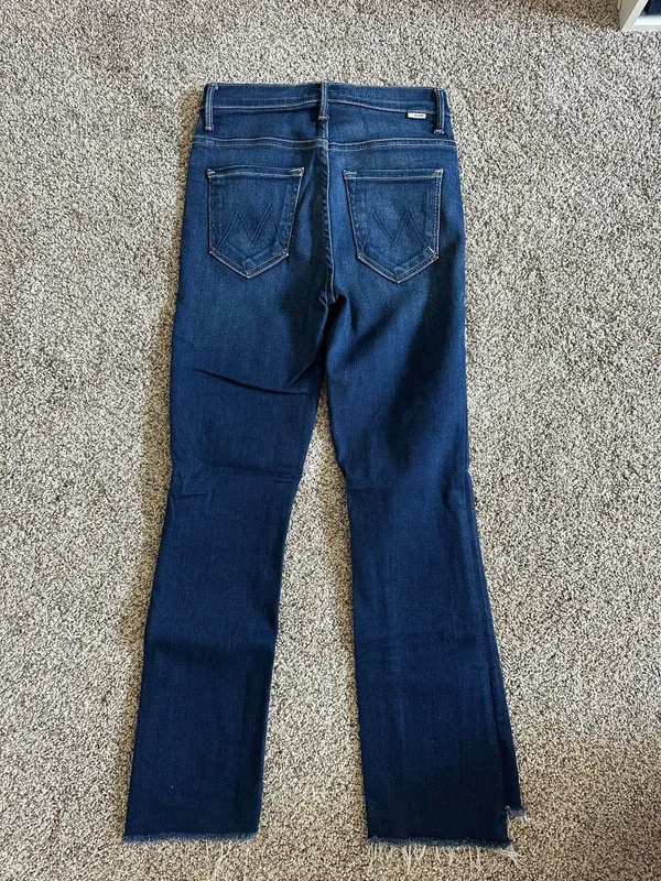 MOTHER Denim Jeans Fray Insider Crop - Image 3