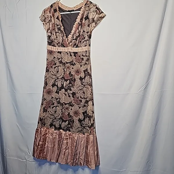 Maria Bianca Nero pink floral v neck line pleated hem sz Small - Image 2