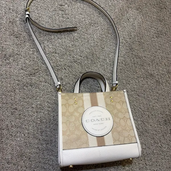 Coach Bag Crossbody - Image 2