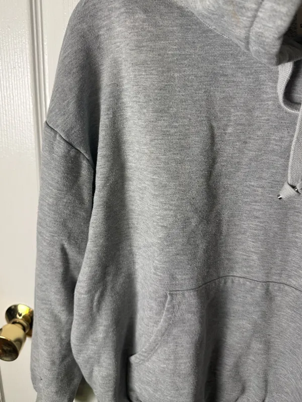 Alo Yoga Accolade Hoodie in Athletic Heather Grey XS - Image 3