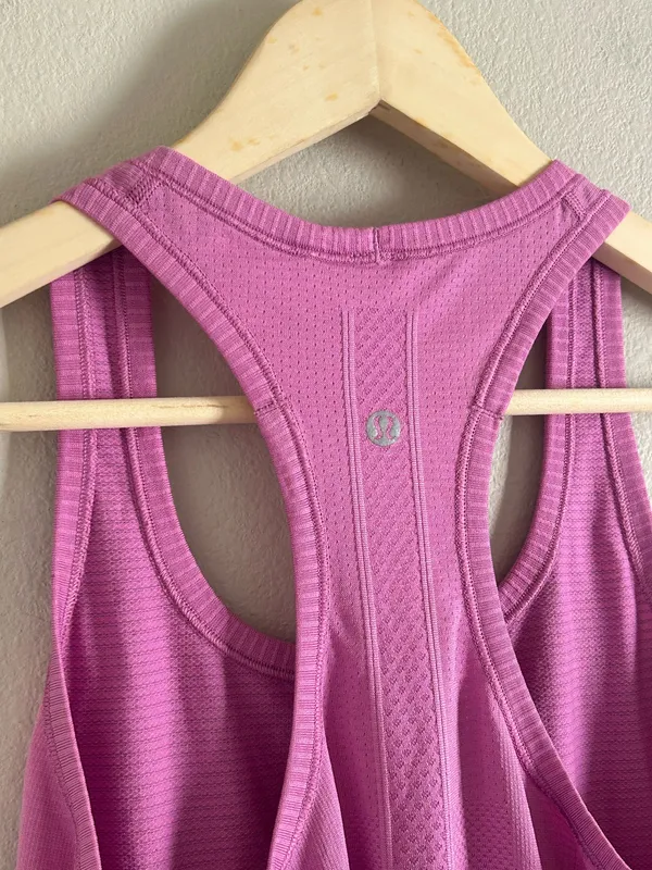 Women’s Lululemon swiftly tank Pink Racerback Tank Top size 4 - Image 3