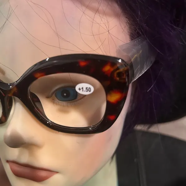 Tortoise Shell Reading Glasses 1.50 Brown - Image 7