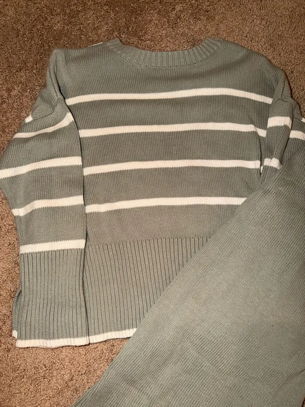 Sweater Set Green Size XS - Image 2