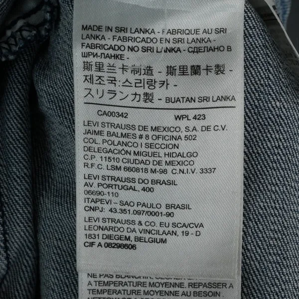 Levis Denim Jean Trucker Jacket Womens‎ Medium Blue Light Wash - Image 6