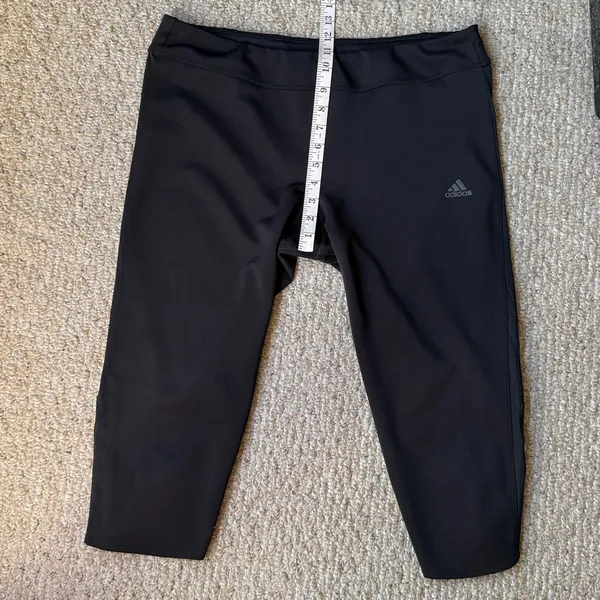 ADIDAS Climacool Workout Capri Tights 
Size XL - Image 6