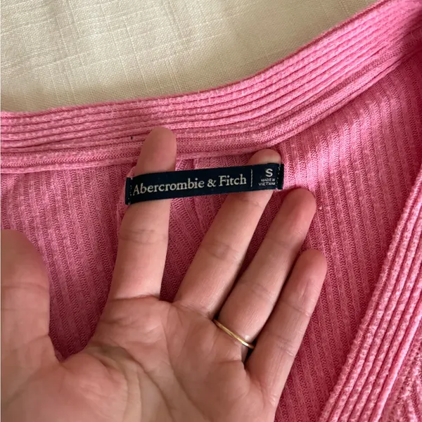 Abercrombie & Fitch Pink Ribbed Cardigan - Image 2