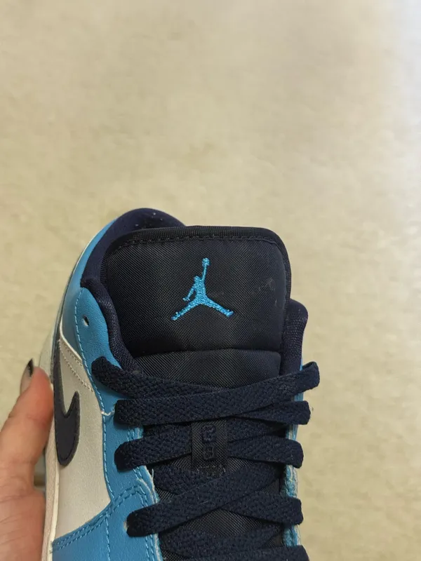 Air Jordan 1 Low - Image 12