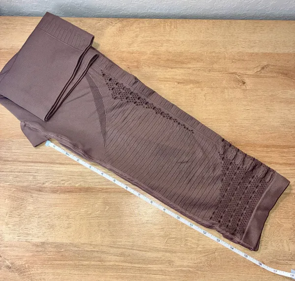 Gymshark Energy+ Seamless Cropped Leggings Size Small Adjustable- Brown - Image 9