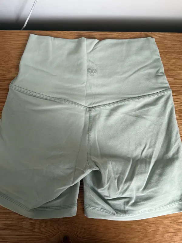 Aritzia TNA Butter Shorts - Image 2