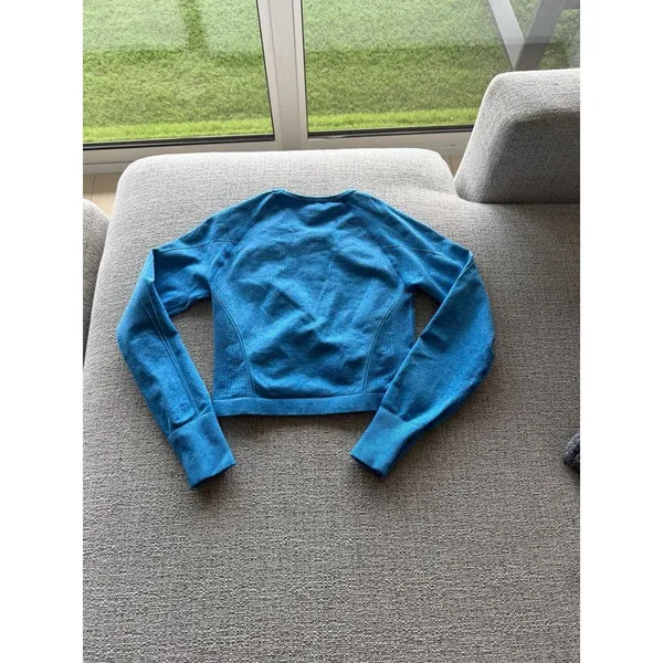 Seamless Long Sleeve Crop Top Blue‎ Size S - Image 2