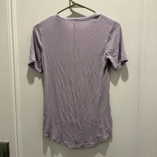 Lululemon Light Purple Short Sleeve Tshirt Top Workout - Image 3