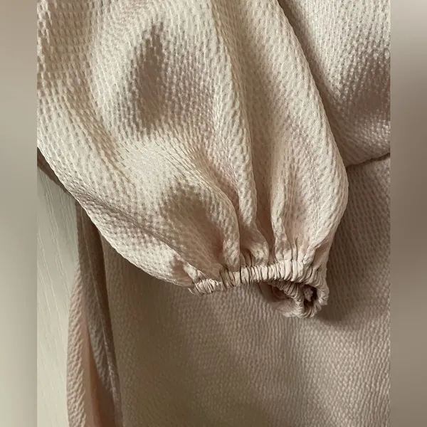 LIKE NEW Vici collection dress - Image 4