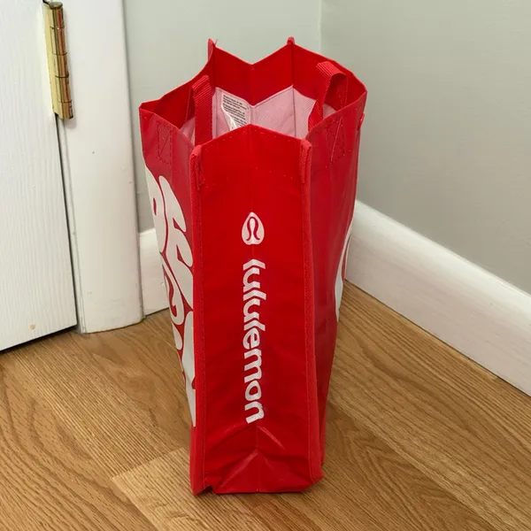 Lululemon Small Reusable Tote Bag Winter 2026 - Image 3