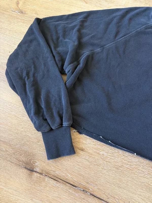 Double Zero Black Cropped Crewneck Sweatshirt - Image 3