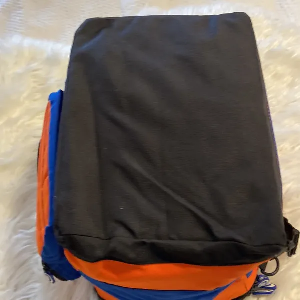 THERMOS Lunch Bag pretty big orange and Blue color BNWOT long 13” wide 12” - Image 6
