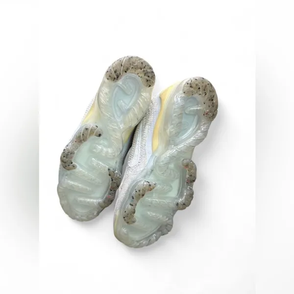 Nike Air Vapormax 2021 Flyknit Phantom-Metallic Sneakers - Image 6
