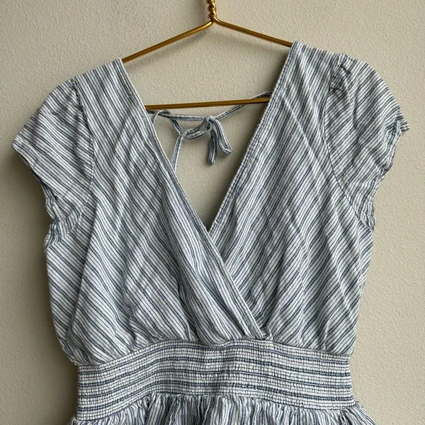 American Eagle Garden Party Ruffle Feminine Romantic Blue White Dress Size Mediu - Image 3