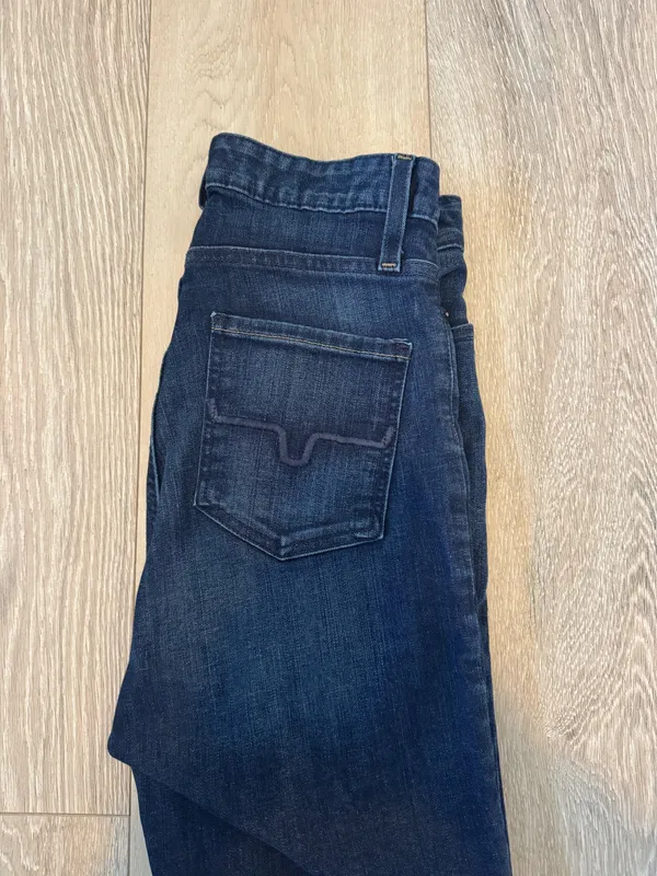Kimes Olivia Jeans - Image 3