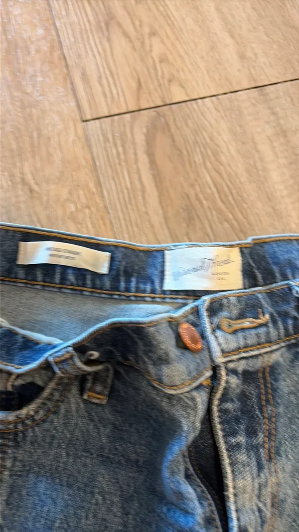 Vintage Jeans - Image 2
